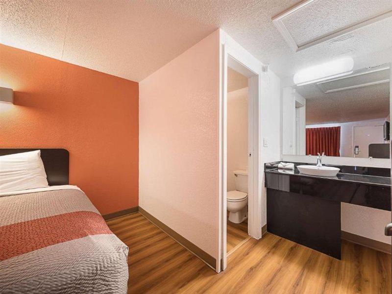 Motel 6-Hamburg, Ny Dış mekan fotoğraf