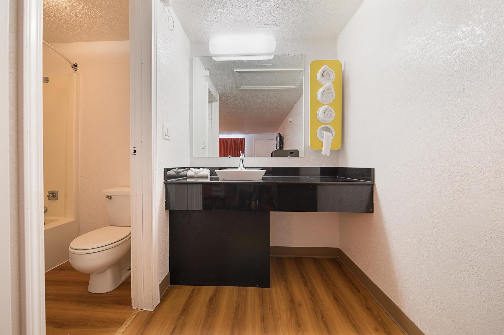 Motel 6-Hamburg, Ny Dış mekan fotoğraf